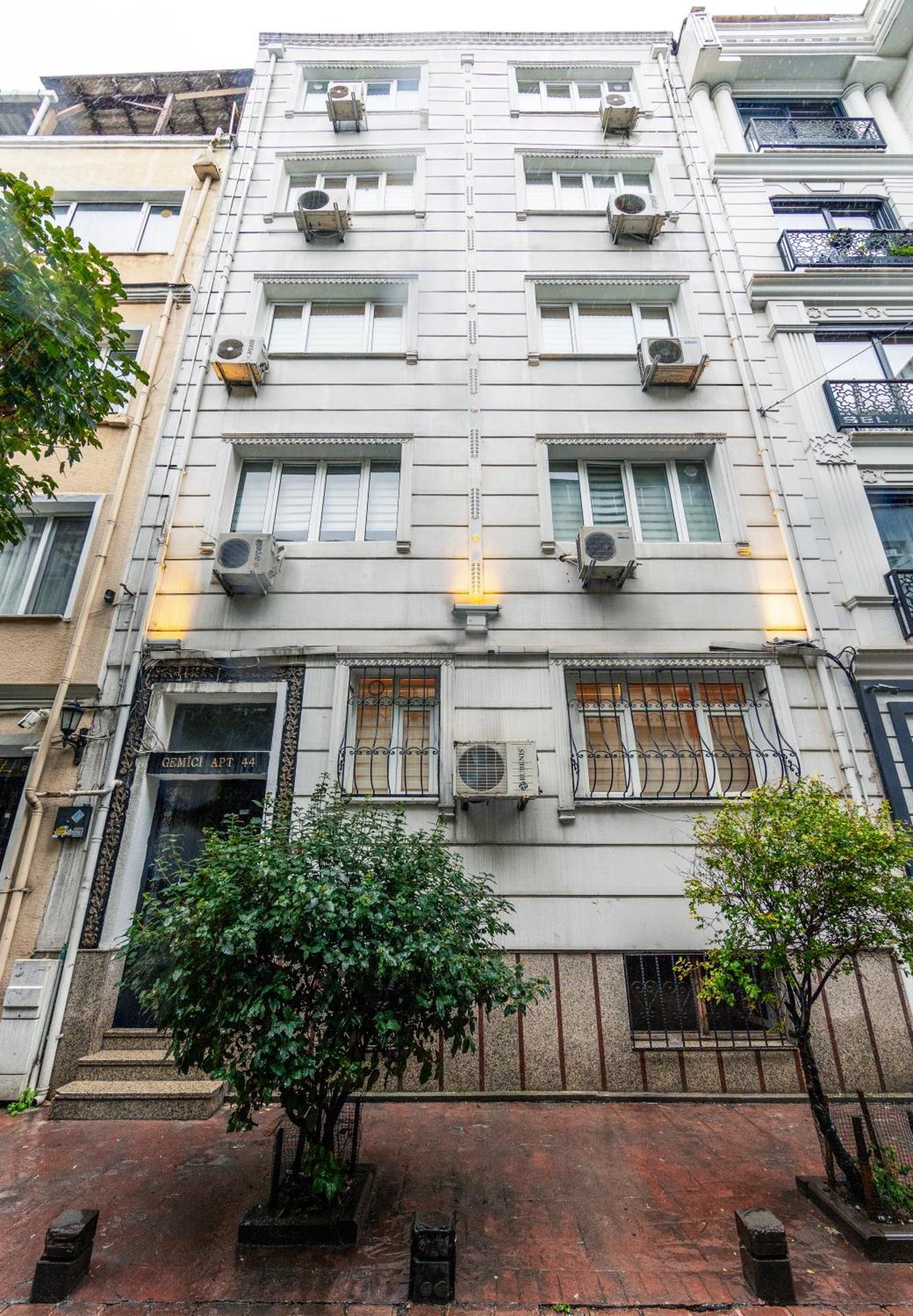 Апартаменты In The Centre Of Taksim And Galataport 3 Bedrooms In Стамбул
